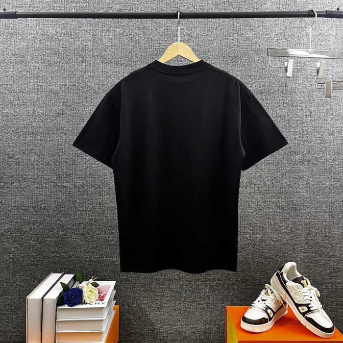 GU1 CLOTHING