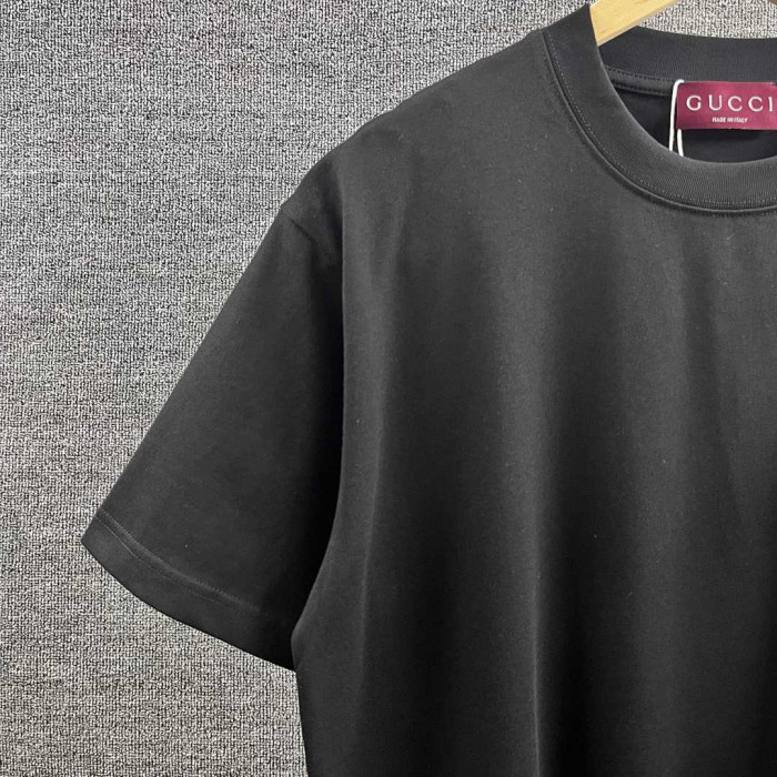 GU1 CLOTHING