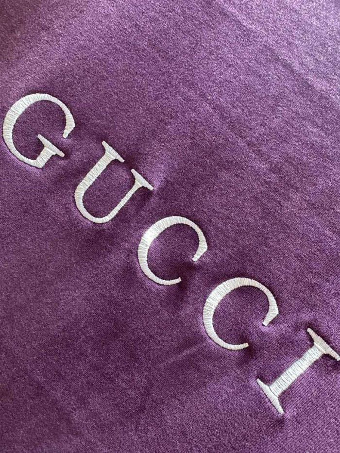 GU1 CLOTHING