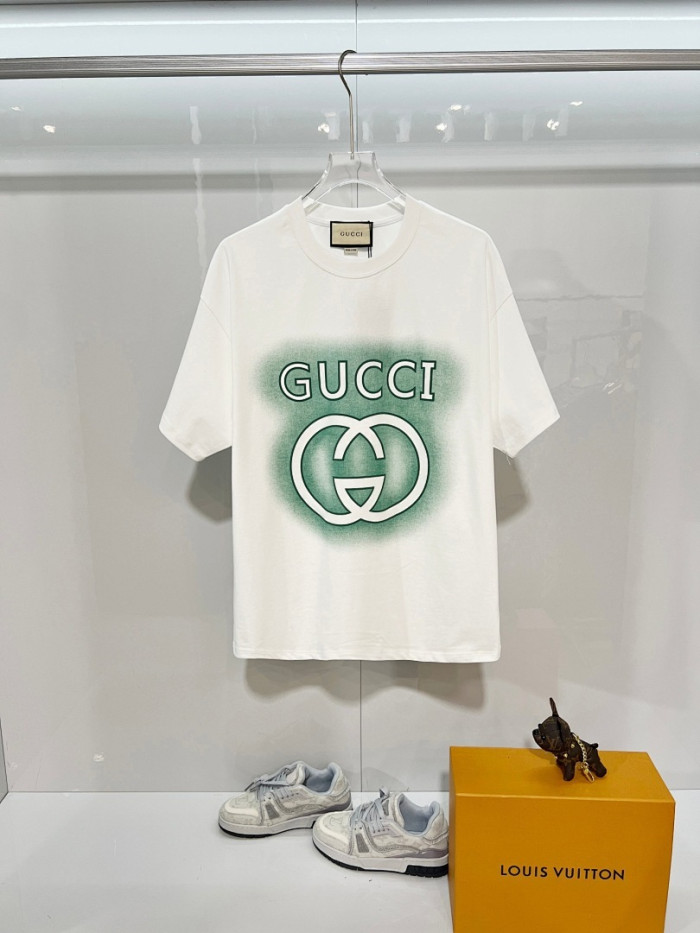 GU1 CLOTHING