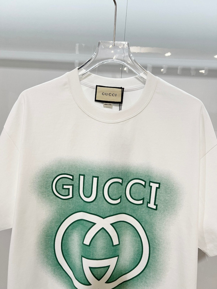 GU1 CLOTHING