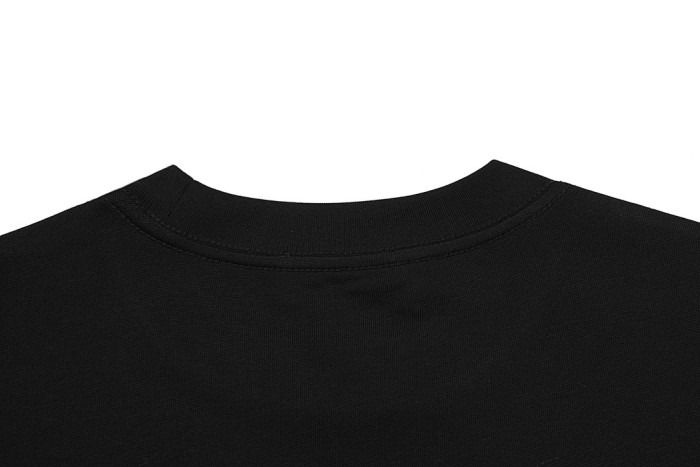 GU1 CLOTHING