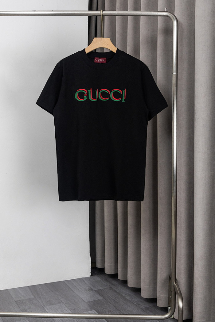 GU1 CLOTHING