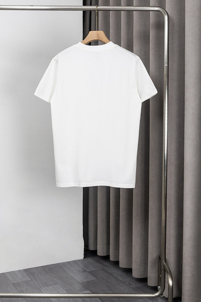 GU1 CLOTHING