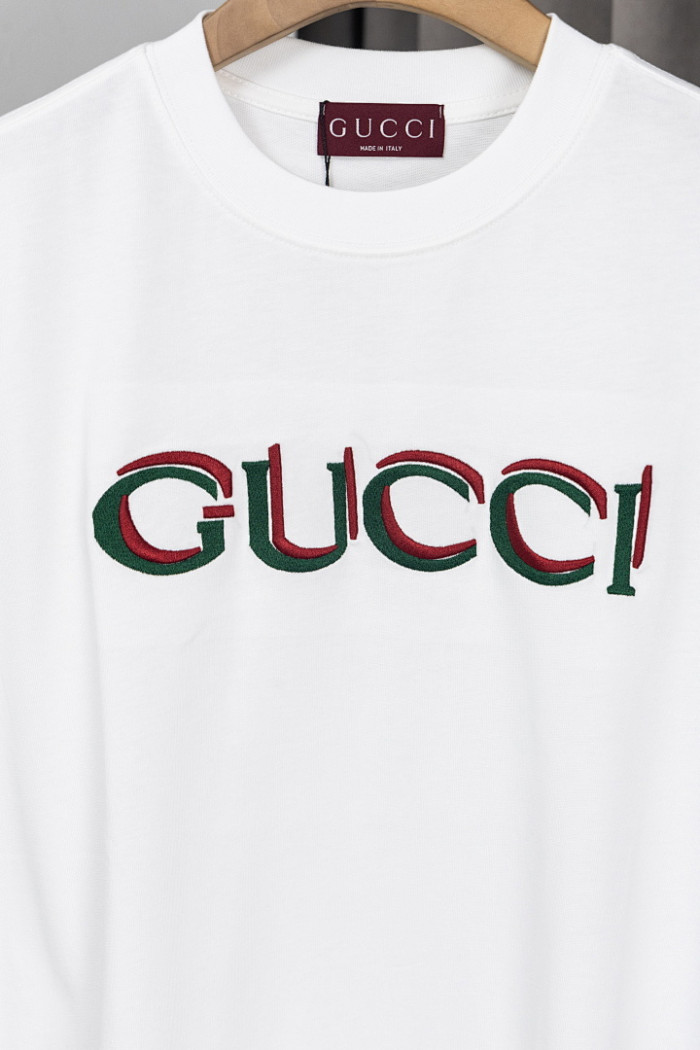 GU1 CLOTHING