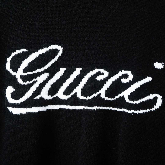 GU1 CLOTHING