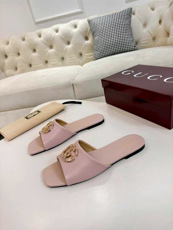 GUI SANDAL