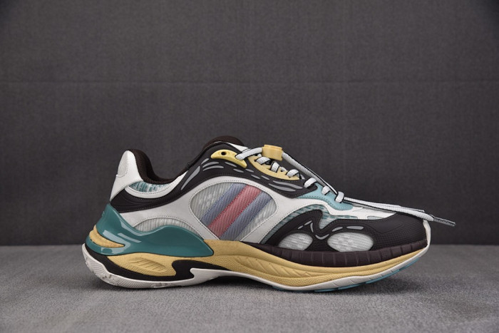 GUI SNEAKER