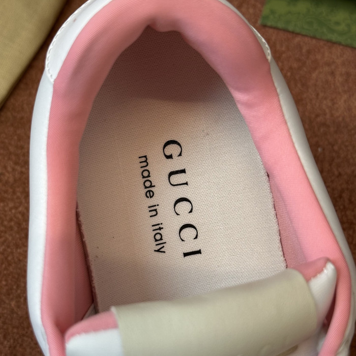 GUI SNEAKER