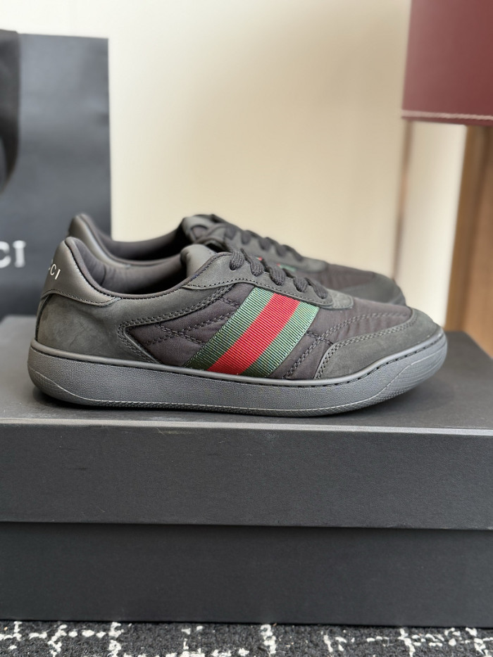 GUI SNEAKER