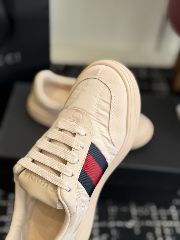 GUI SNEAKER
