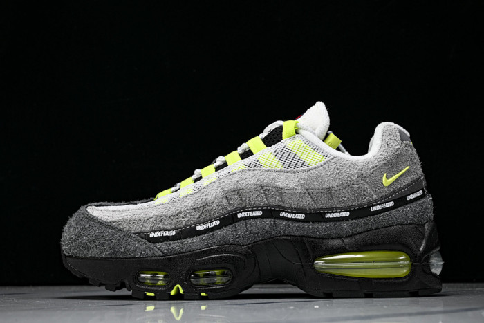 Nike Air Max 95 SP Undefeated Geo NYC Neon IB4523-004