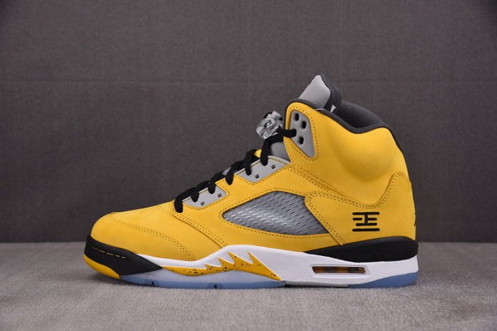 Air Jordan 5 Retro Tokyo T23 (2025)  IO3372-700