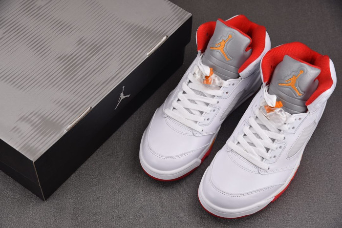 Air Jordan 5 Retro Sunset (2026) (Women