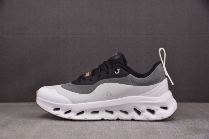 l01w1 SNEAKER