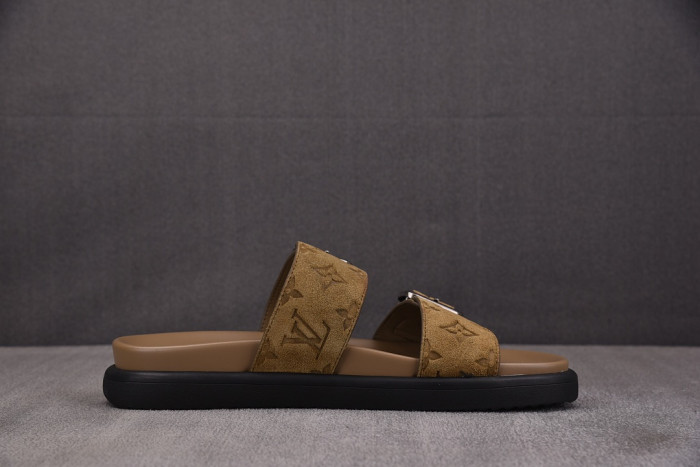 L0VT SANDAL