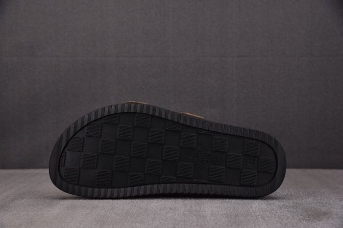 L0VT SANDAL