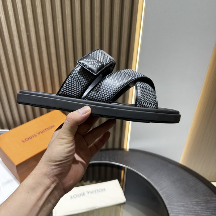 L0VT SANDAL