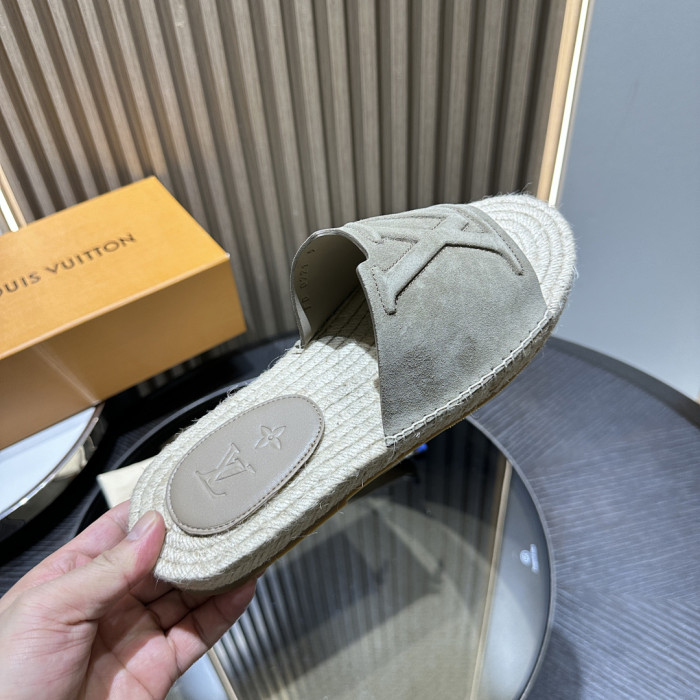 L0VT SANDAL