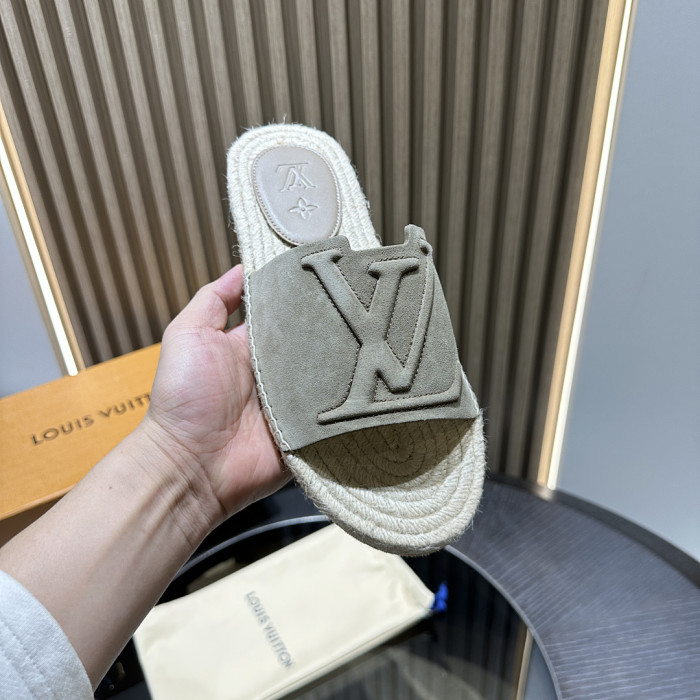 L0VT SANDAL
