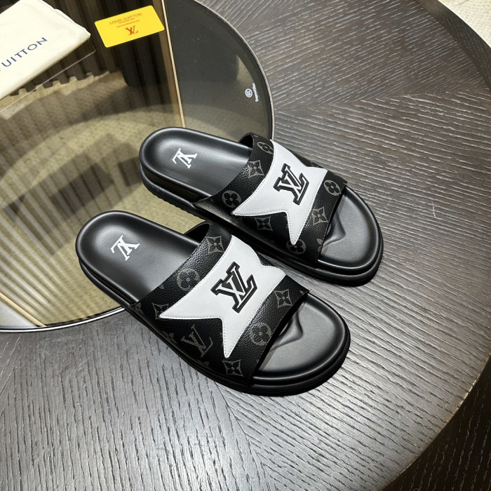 L0VT SANDAL