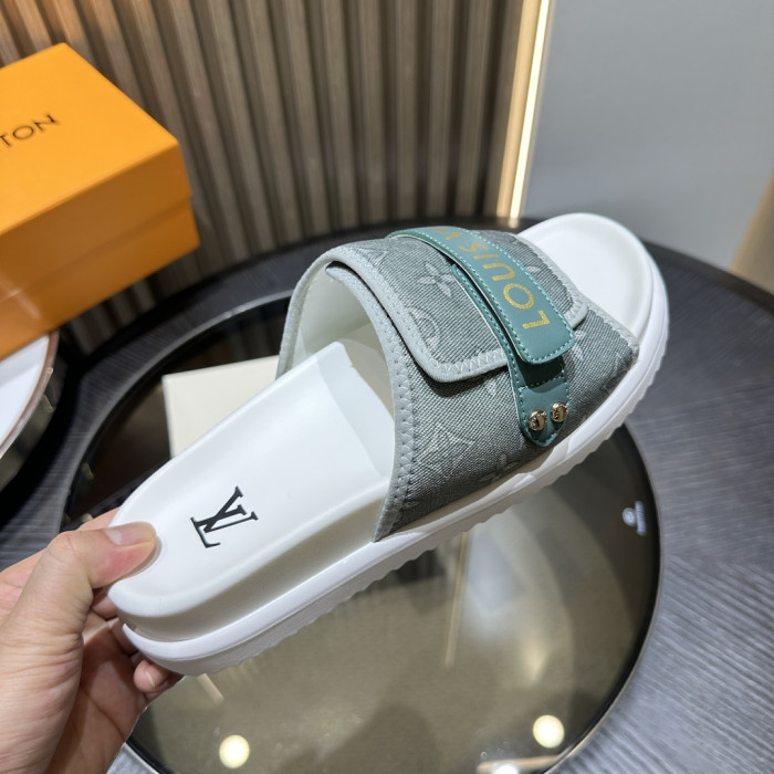 L0VT SANDAL