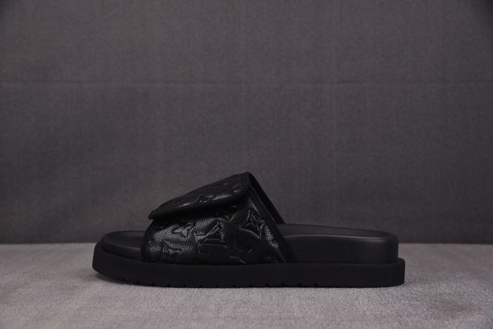 L0VT SANDAL