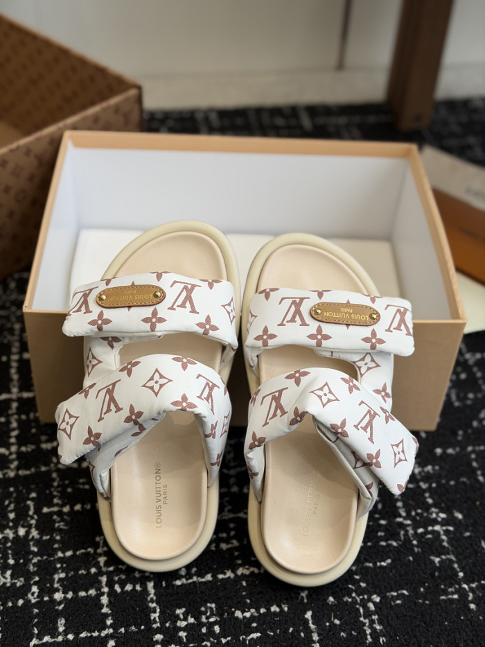L0VT SANDAL