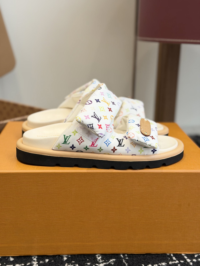 L0VT SANDAL