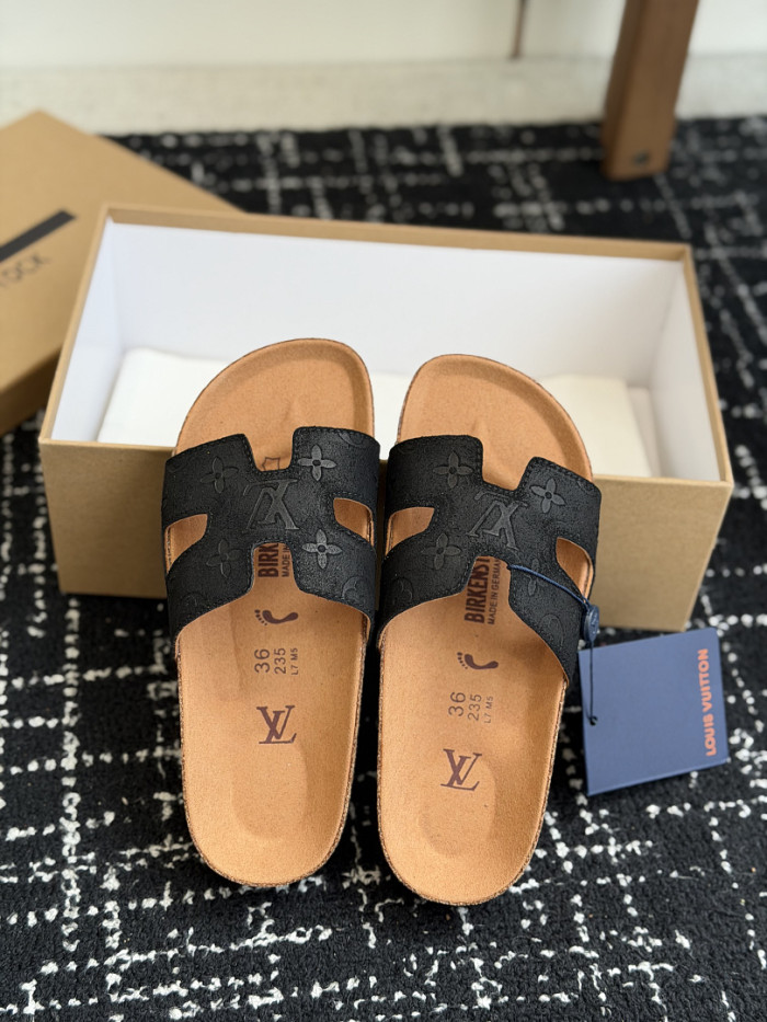 L0VT SANDAL