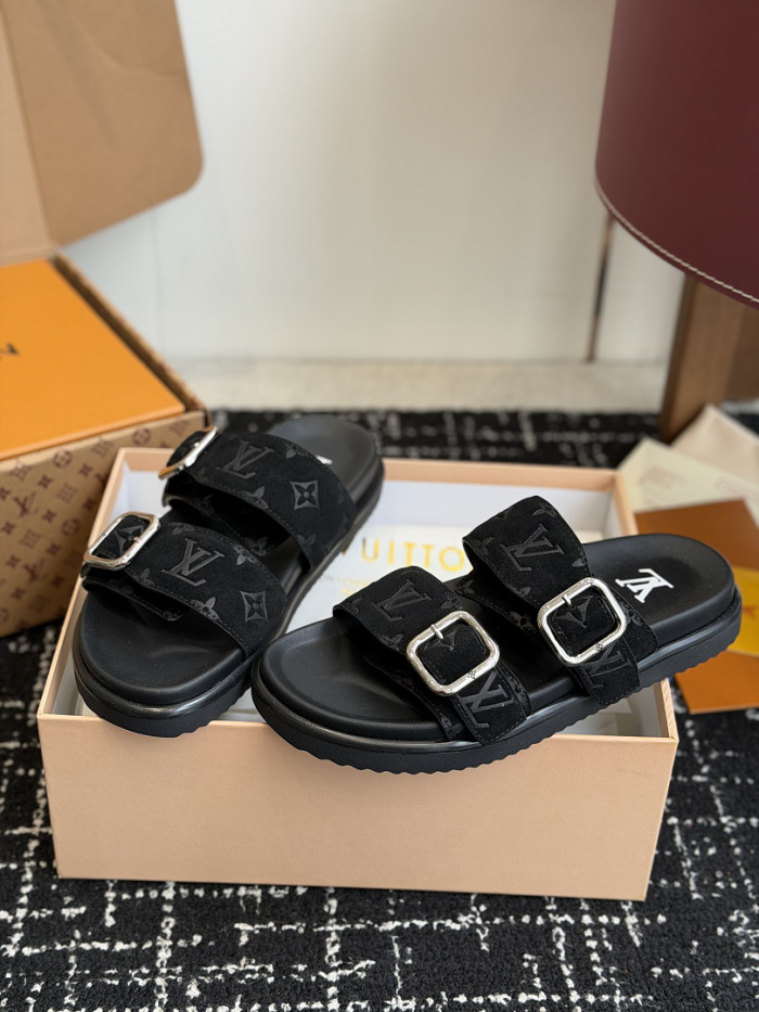 L0VT SANDAL
