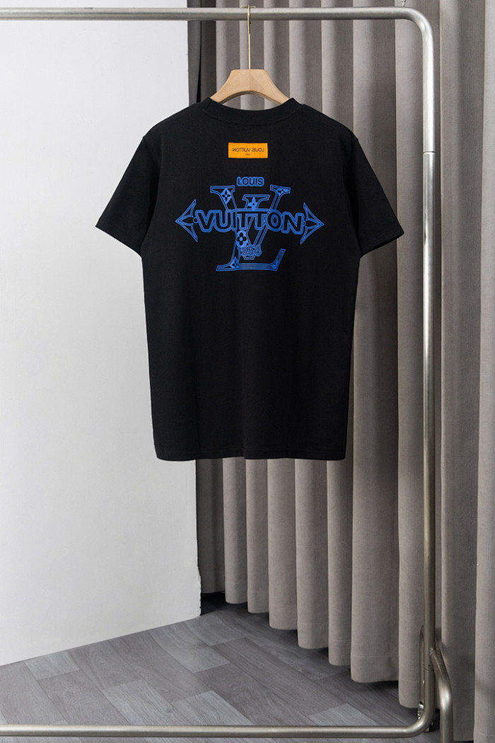 L0VT clothing