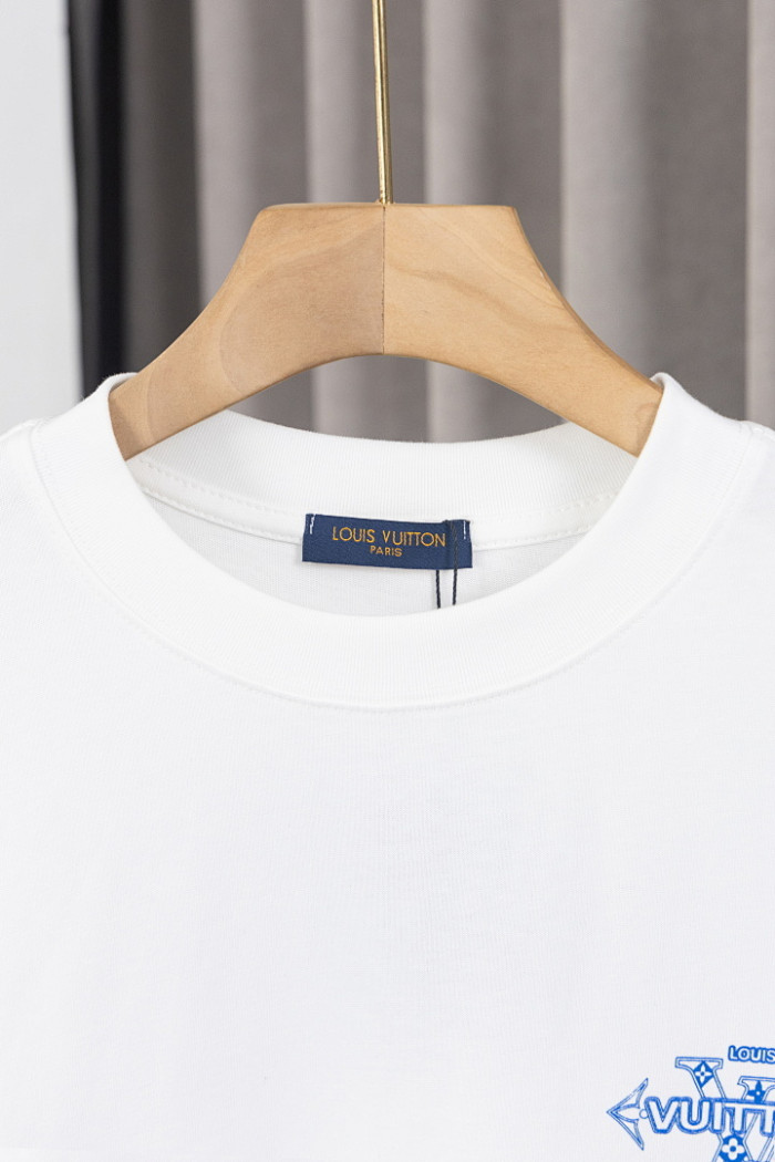 L0VT clothing