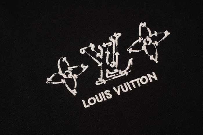 L0VT clothing