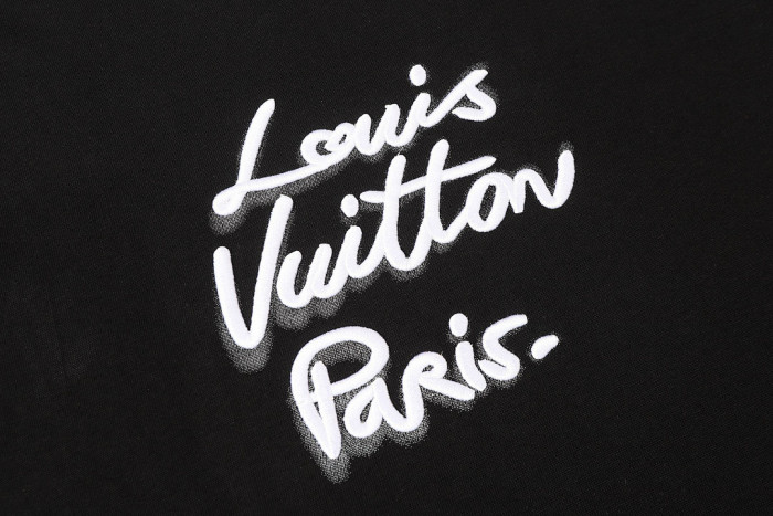 L0VT clothing