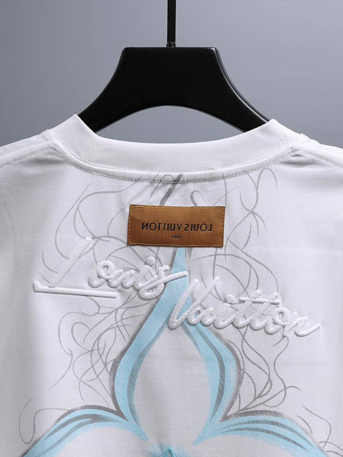 L0VT clothing