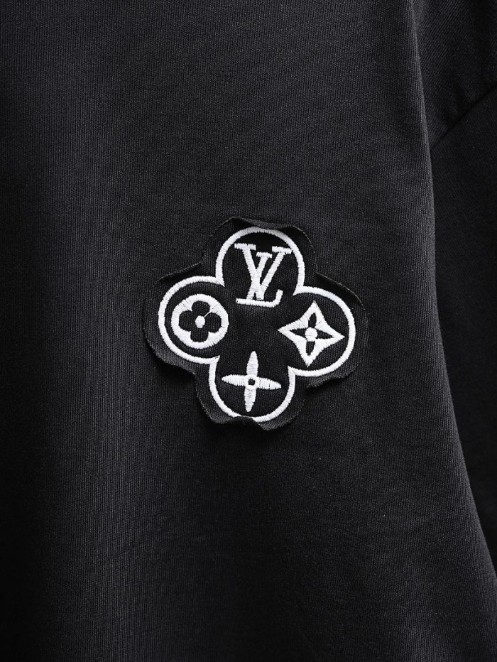 L0VT clothing