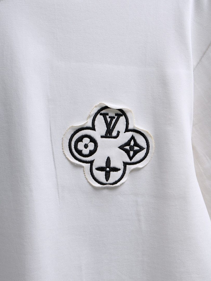 L0VT clothing