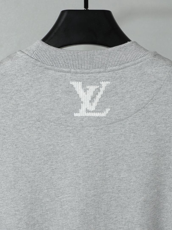 L0VT clothing