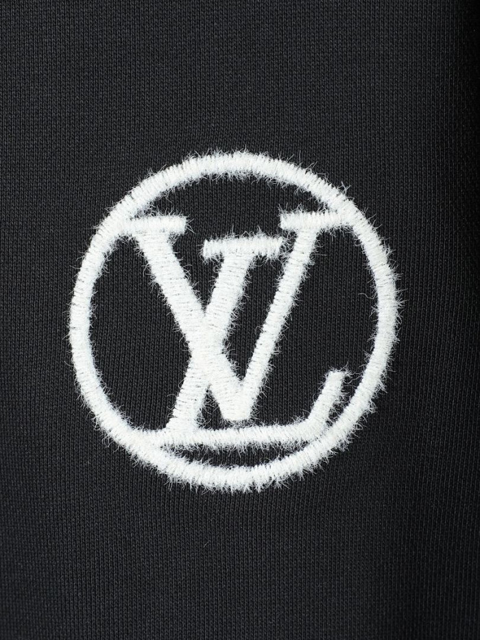 L0VT clothing