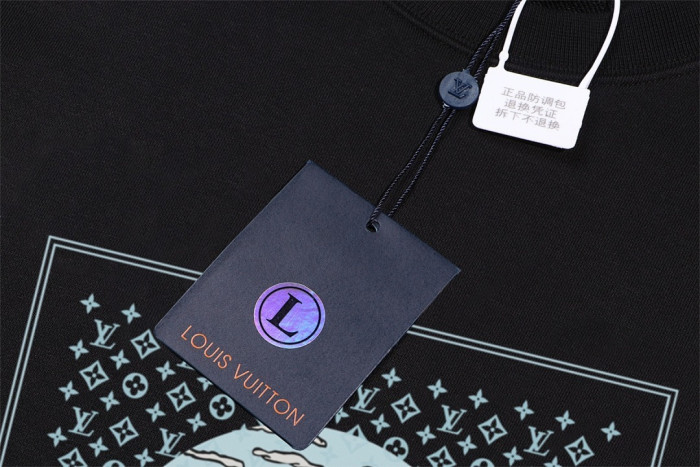 L0VT clothing
