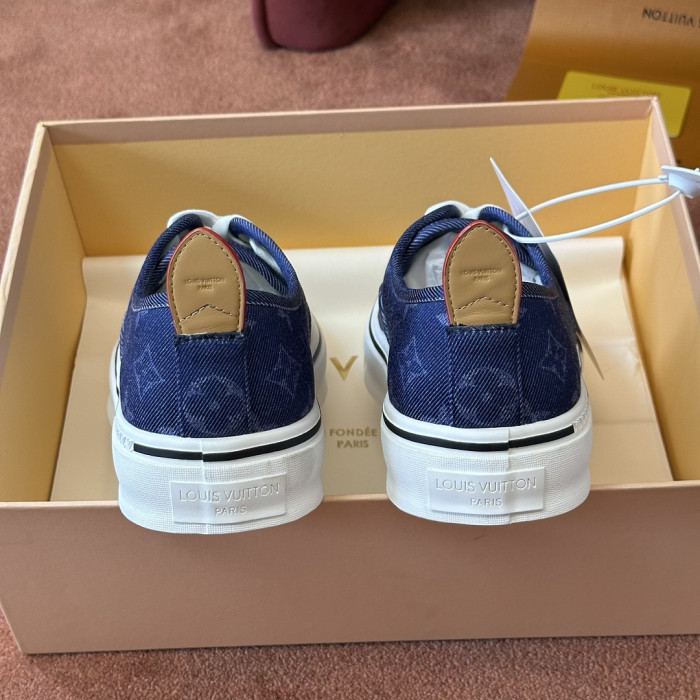 L0VT SNEAKER