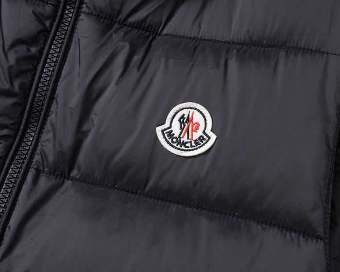 M0*C1ER DOWN JACKET