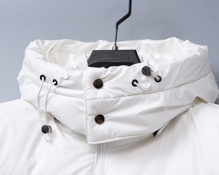 M0*C1ER DOWN JACKET