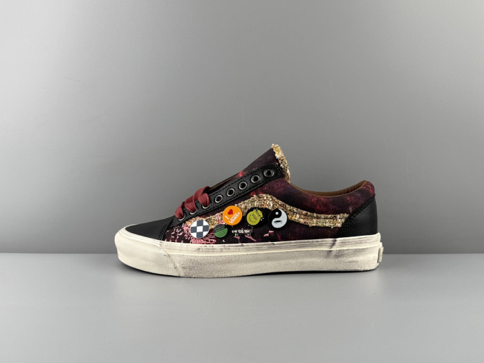 VA& SNEAKER