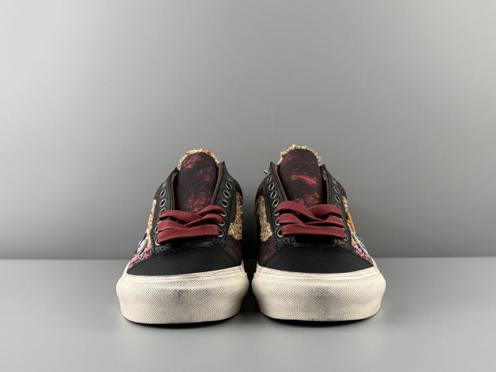 VA& SNEAKER