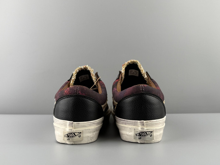 VA& SNEAKER