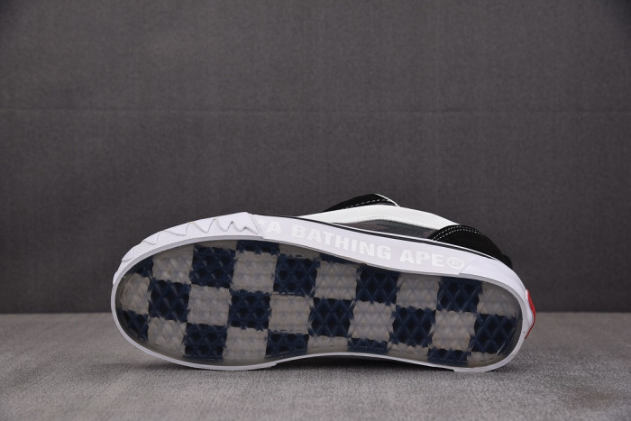 VA& SNEAKER